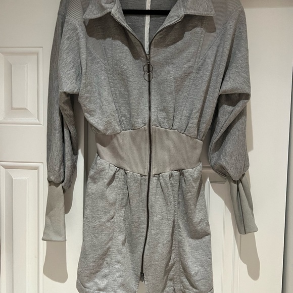 NWOT - Lovers + Friends Carolina Mini Dress in Heather Grey - Picture 2 of 4